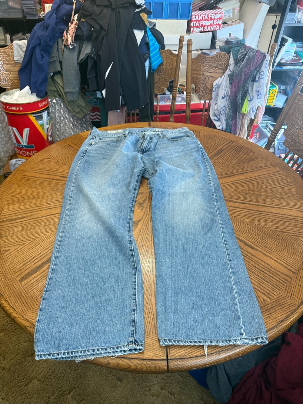 GAP Men’s Bootcut Jeans in Light Blue Wash